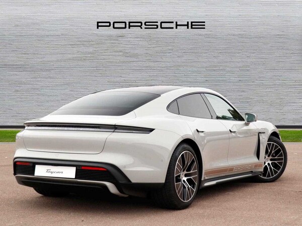 Used Porsche Taycan 2024 for sale - 73996360: Photo 3
