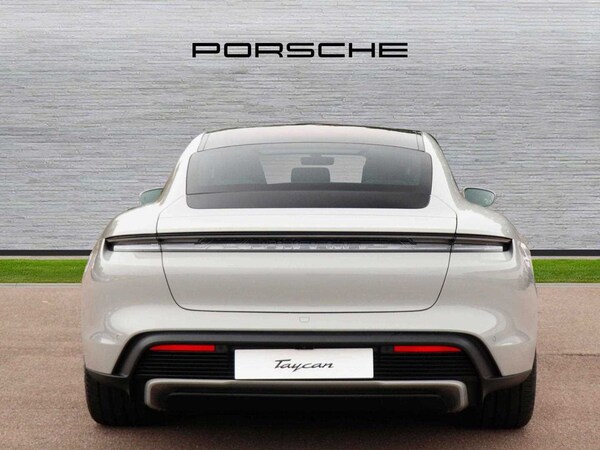 Used Porsche Taycan 2024 for sale - 73996360: Photo 4