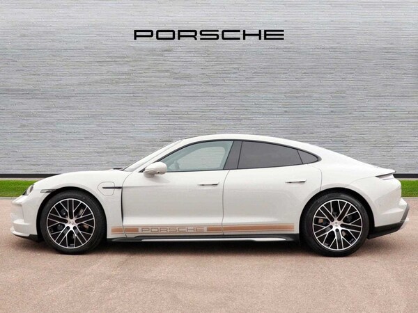 Used Porsche Taycan 2024 for sale - 73996360: Photo 6