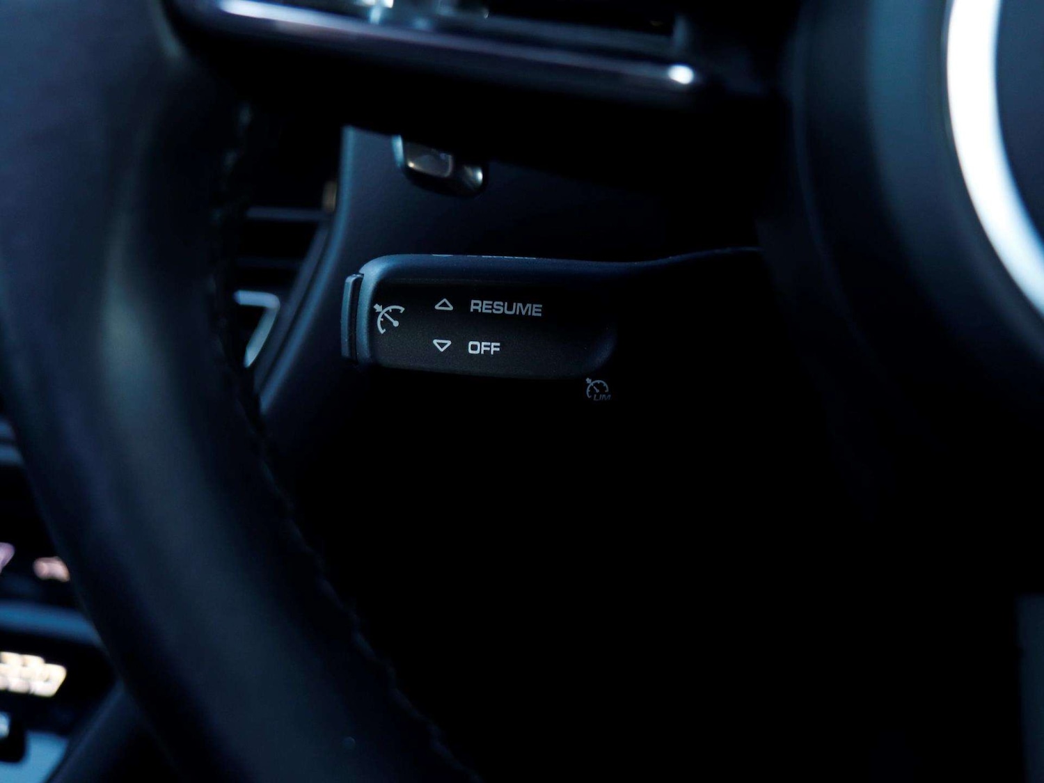 Used Porsche Macan 2021 for sale - 77032246: Photo 19