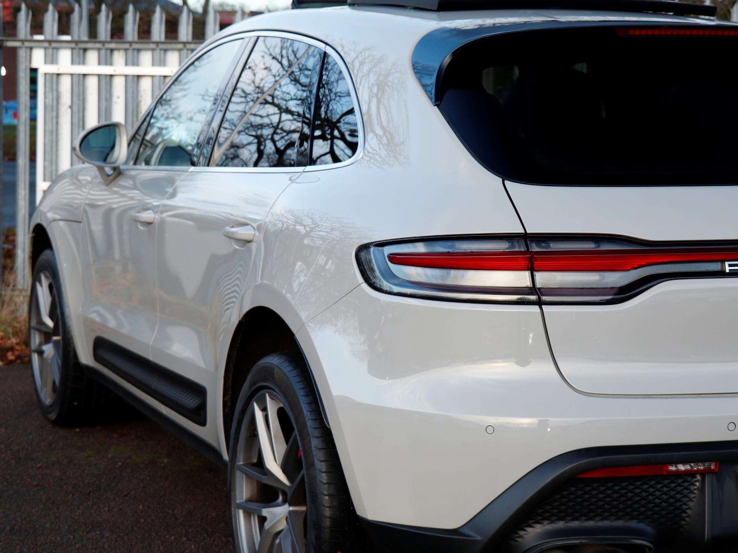 Used Porsche Macan 2021 for sale - 77032246: Photo 27