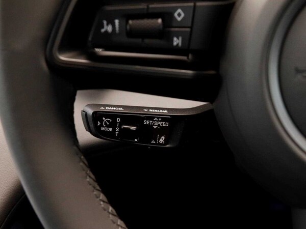Used Porsche Taycan 2024 for sale - 73996431: Photo 19