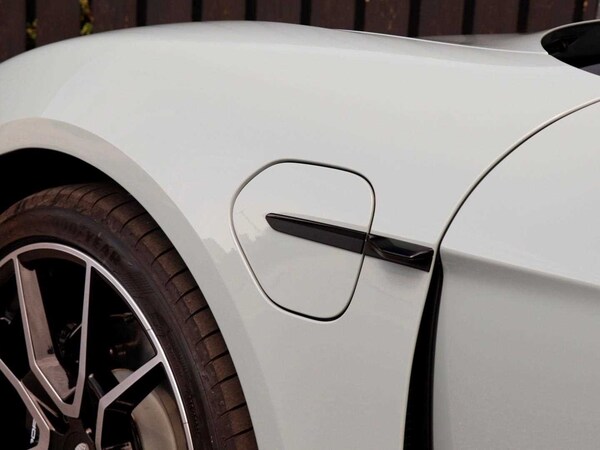 Used Porsche Taycan 2024 for sale - 73996431: Photo 31