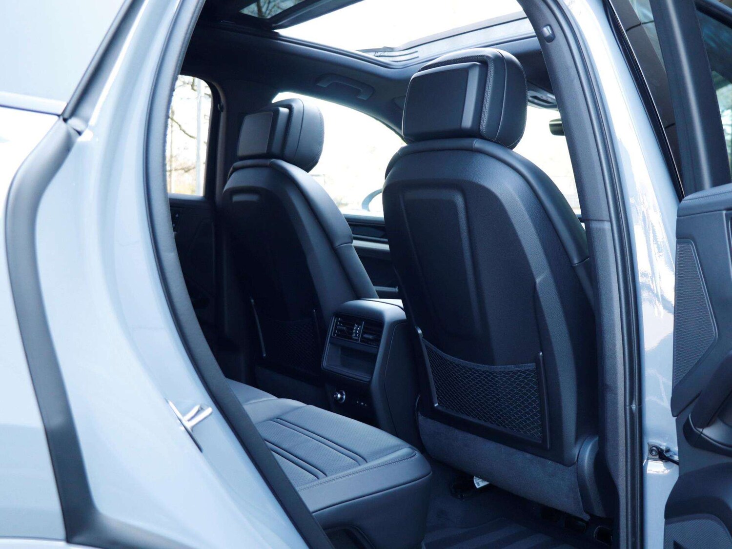 Used Porsche Cayenne 2026 for sale - 78209023: Photo 27