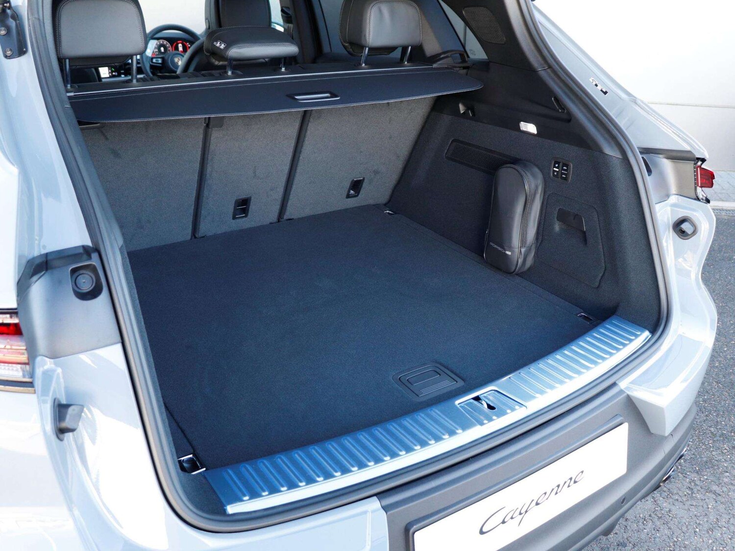 Used Porsche Cayenne 2026 for sale - 78209023: Photo 29