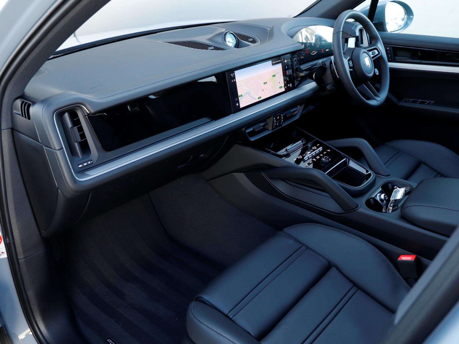 Used Porsche Cayenne 2026 for sale - 78209023: Photo 9