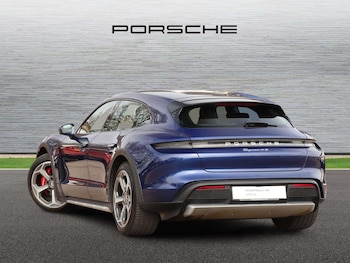 Used Porsche Taycan 2023 for sale - 78104281: Photo
