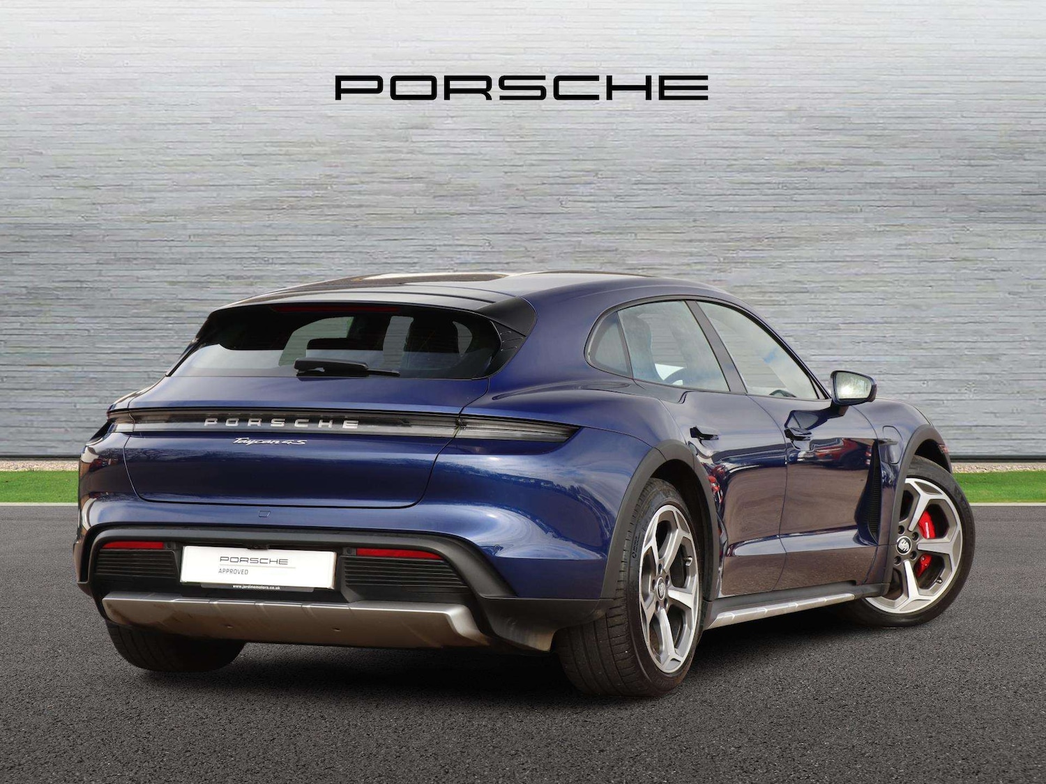 Used Porsche Taycan for sale - 78104281: Photo 8