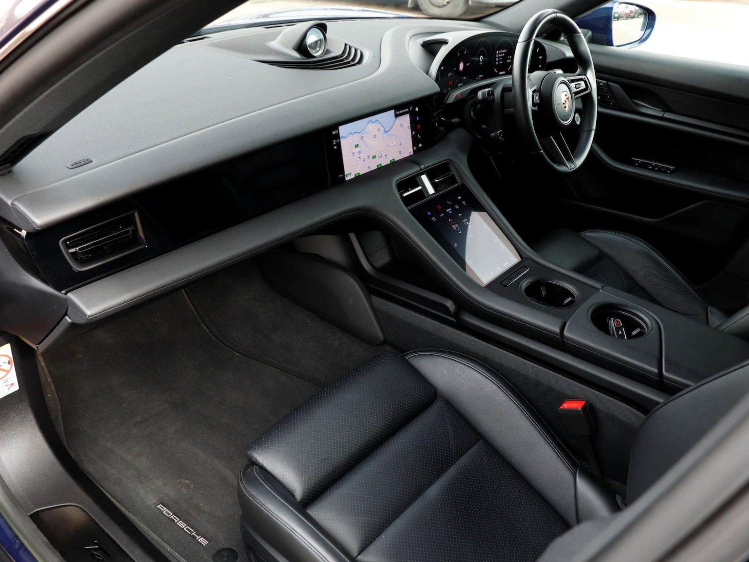 Used Porsche Taycan for sale - 78104281: Photo 9