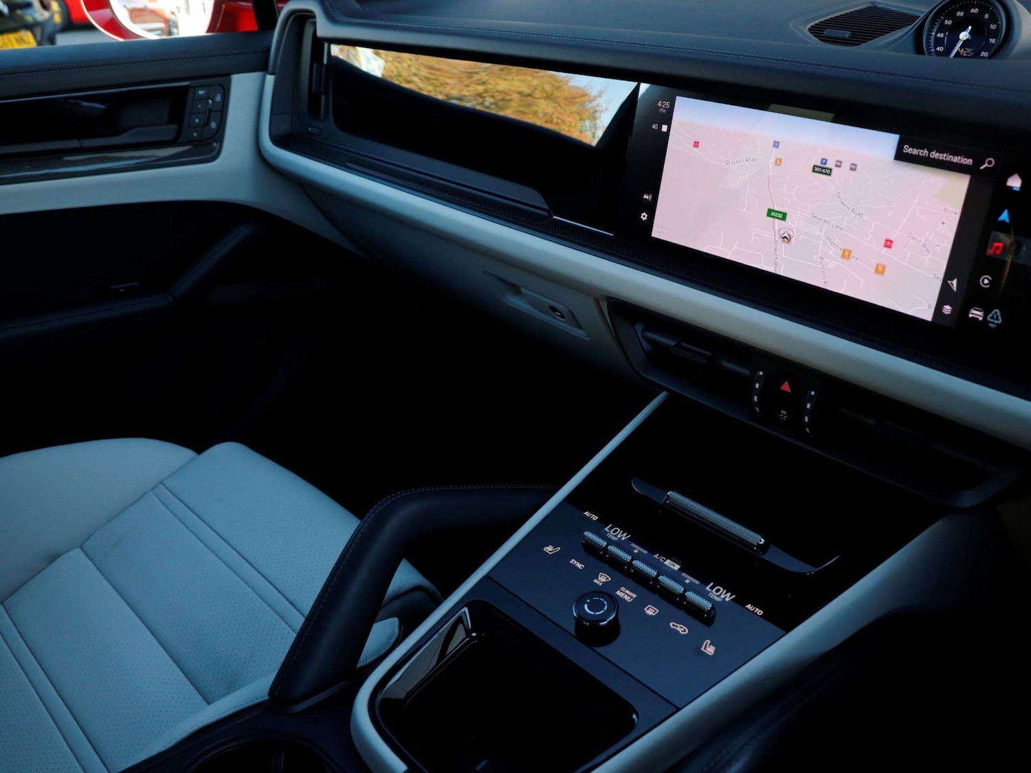 Used Porsche Cayenne 2025 for sale - 77913913: Photo 17