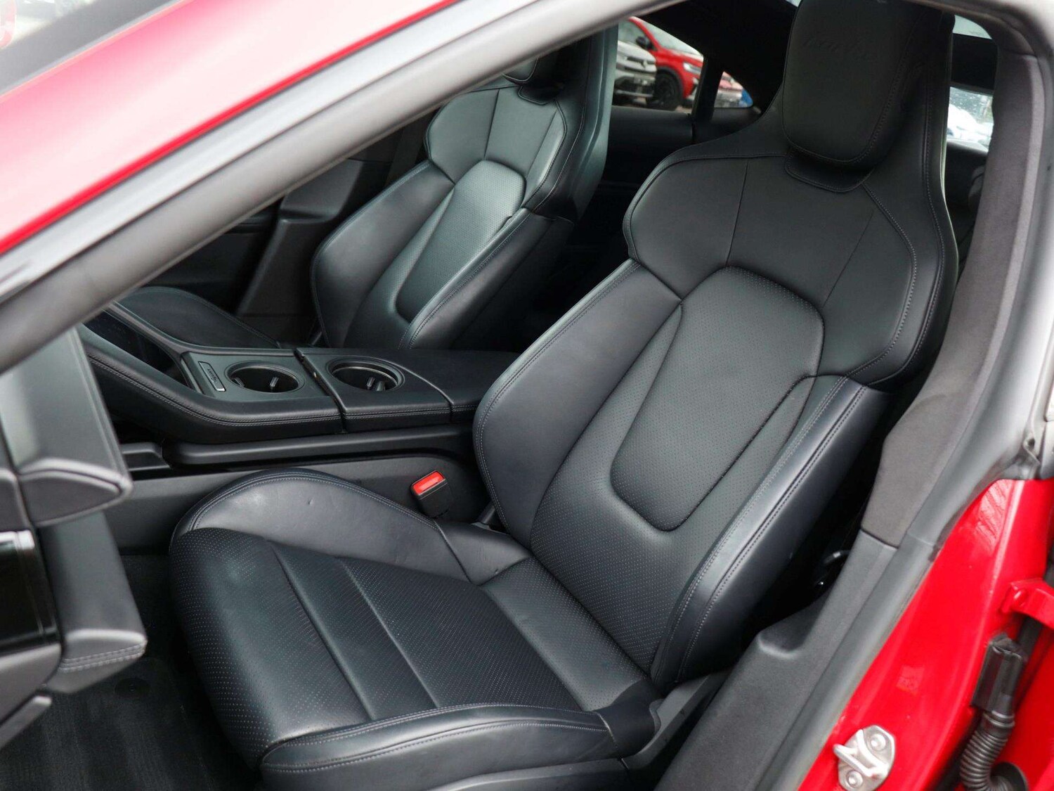 Used Porsche Taycan 2022 for sale - 77526876: Photo 26