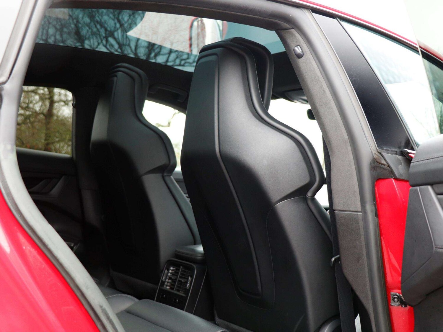 Used Porsche Taycan 2022 for sale - 77526876: Photo 28