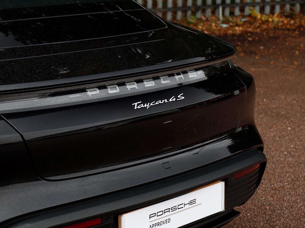 Used Porsche Taycan 2020 for sale - 76192033: Photo 27