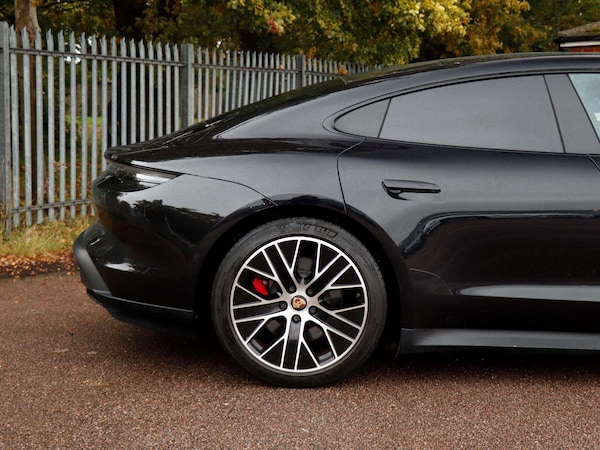 Used Porsche Taycan 2020 for sale - 76192033: Photo 34