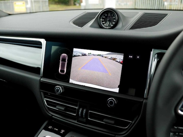 Used Porsche Macan 2025 for sale - 75555337: Photo 16