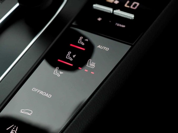 Used Porsche Macan 2025 for sale - 75555337: Photo 18