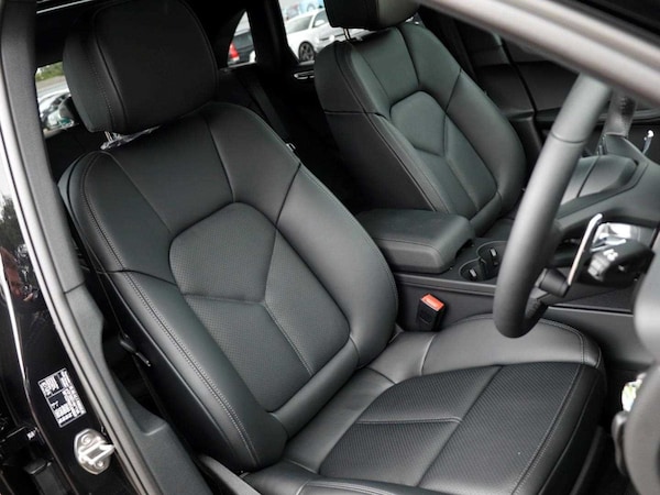 Used Porsche Macan 2025 for sale - 75555337: Photo 26