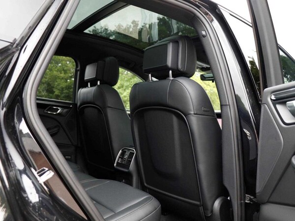 Used Porsche Macan 2025 for sale - 75555337: Photo 29