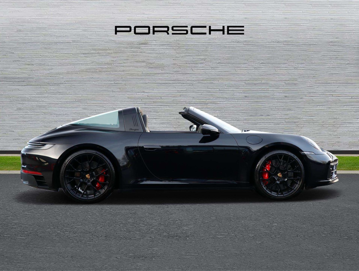 Used Porsche 911 2022 for sale - 77373652: Photo 2