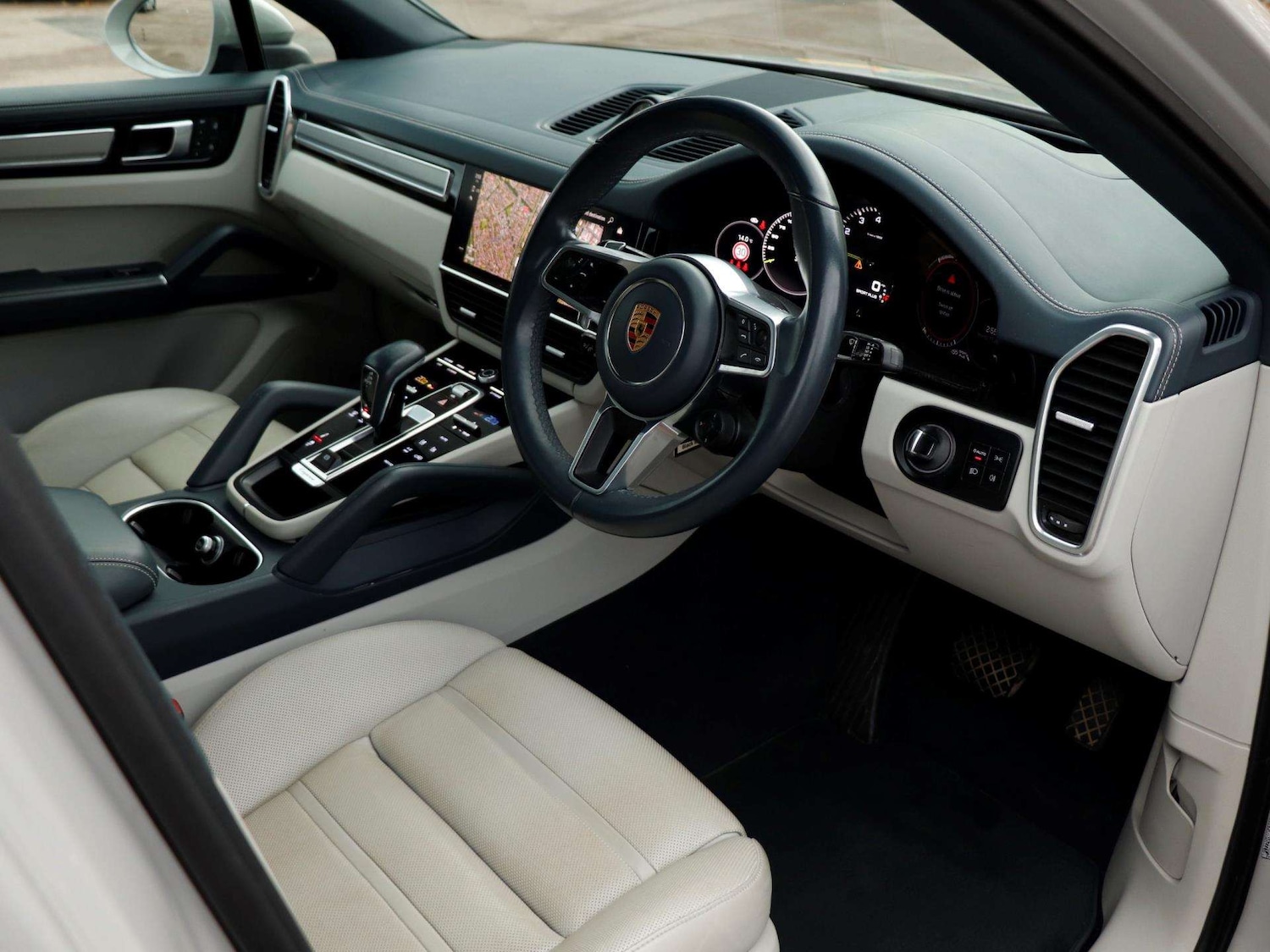 Used Porsche Cayenne 2022 for sale - 76475811: Photo 10