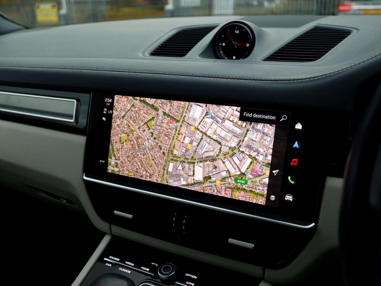 Used Porsche Cayenne 2022 for sale - 76475811: Photo 15