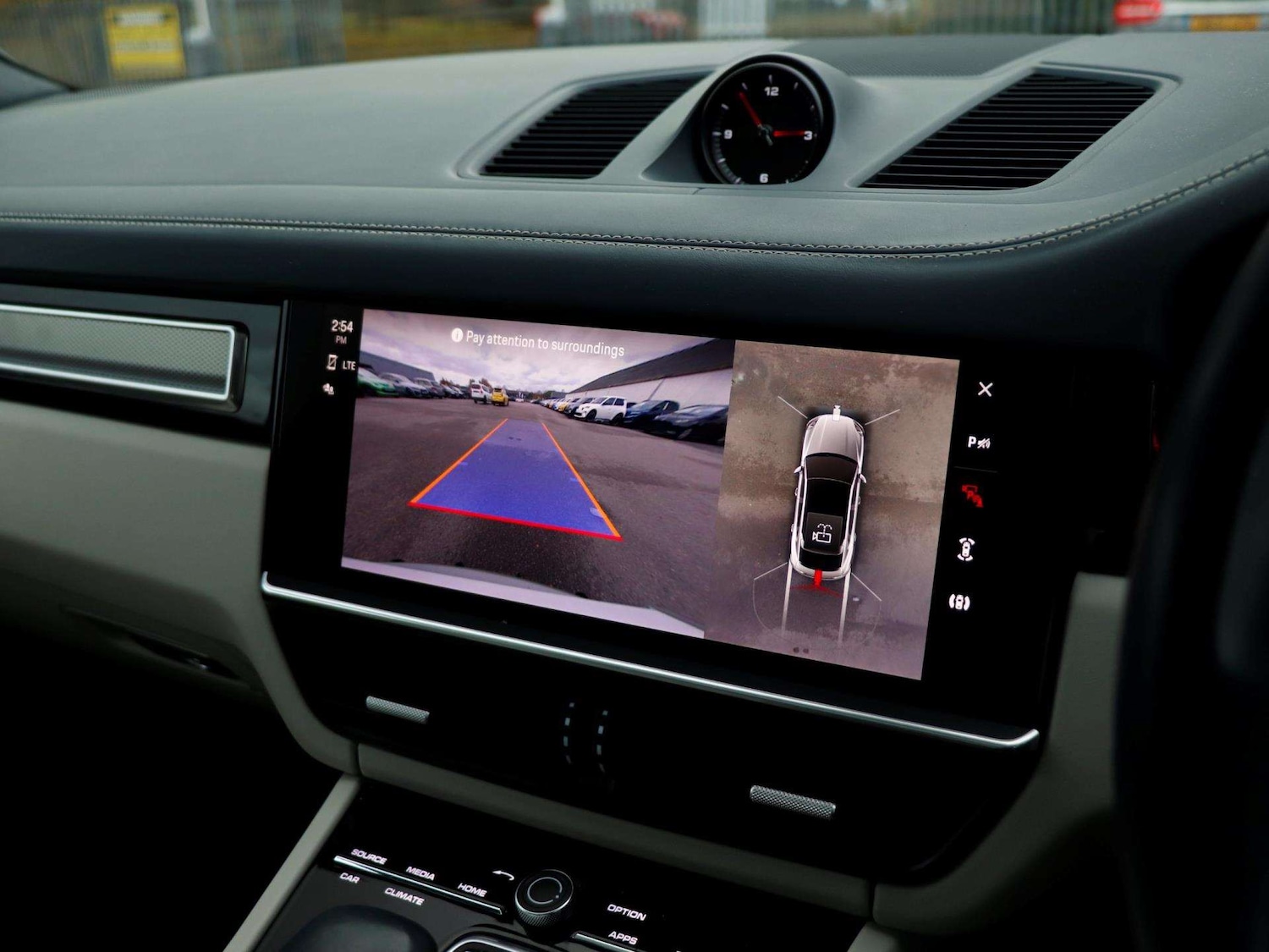 Used Porsche Cayenne 2022 for sale - 76475811: Photo 16