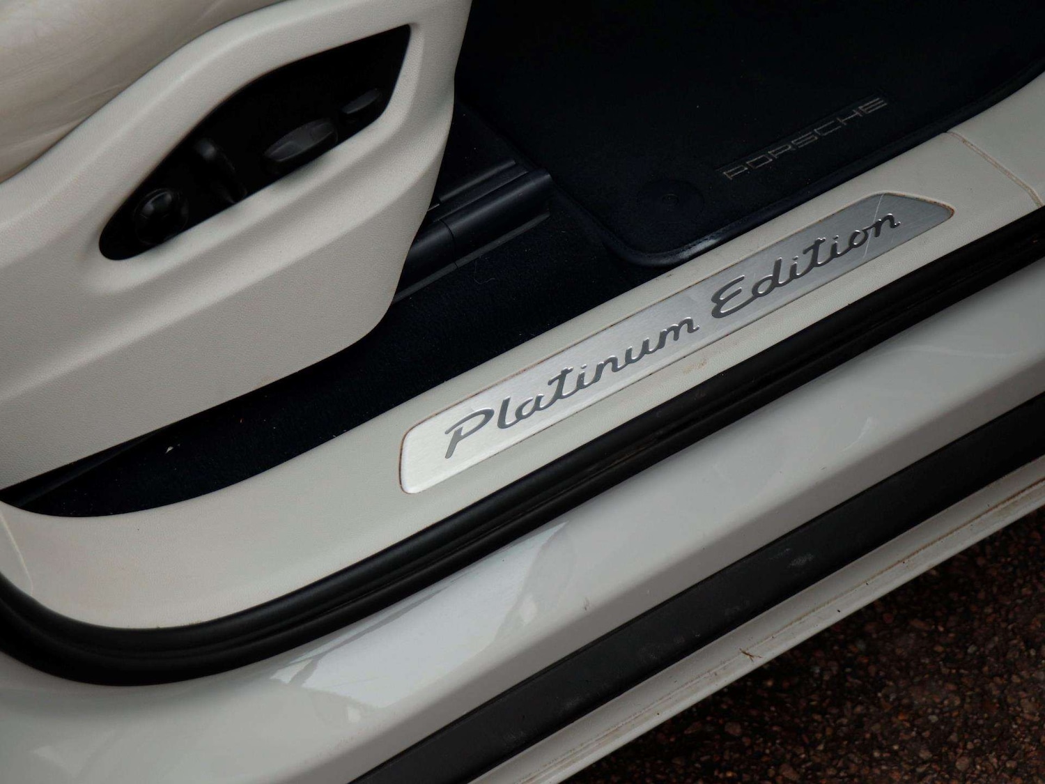 Used Porsche Cayenne 2022 for sale - 76475811: Photo 24