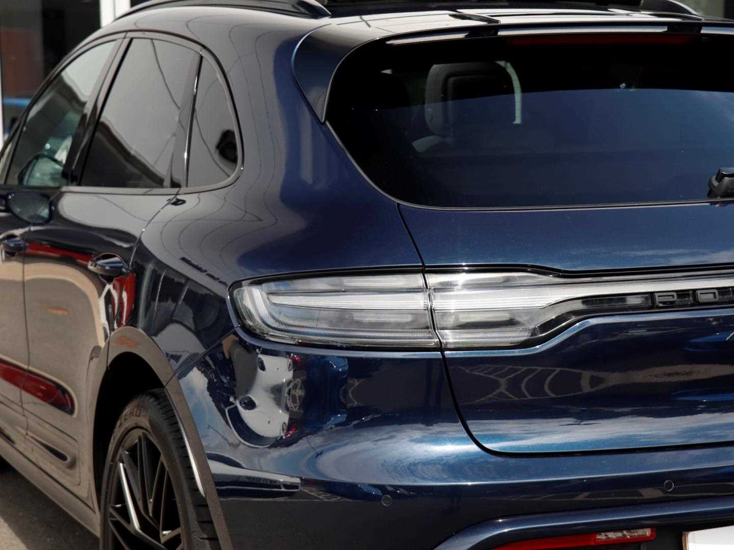 Used Porsche Macan 2022 for sale - 76523971: Photo 32