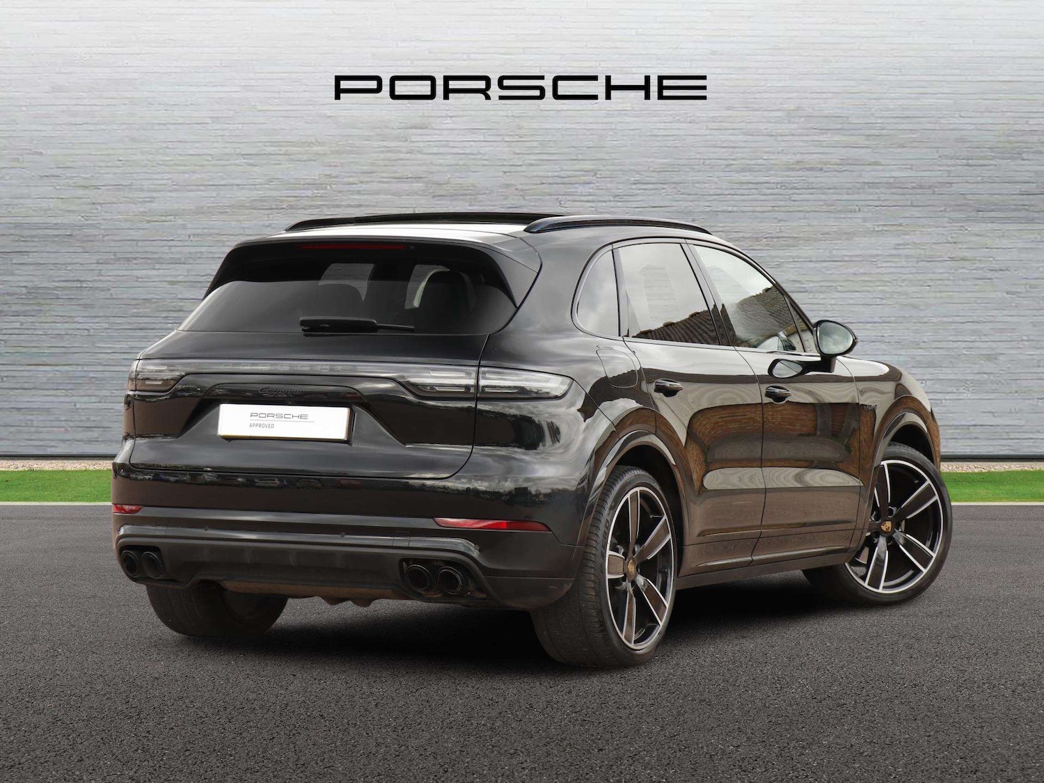 Used Porsche Cayenne 2023 for sale - 77726894: Photo 3