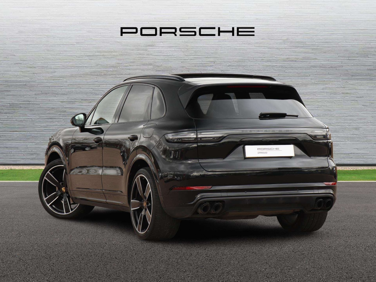 Used Porsche Cayenne 2023 for sale - 77726894: Photo 4