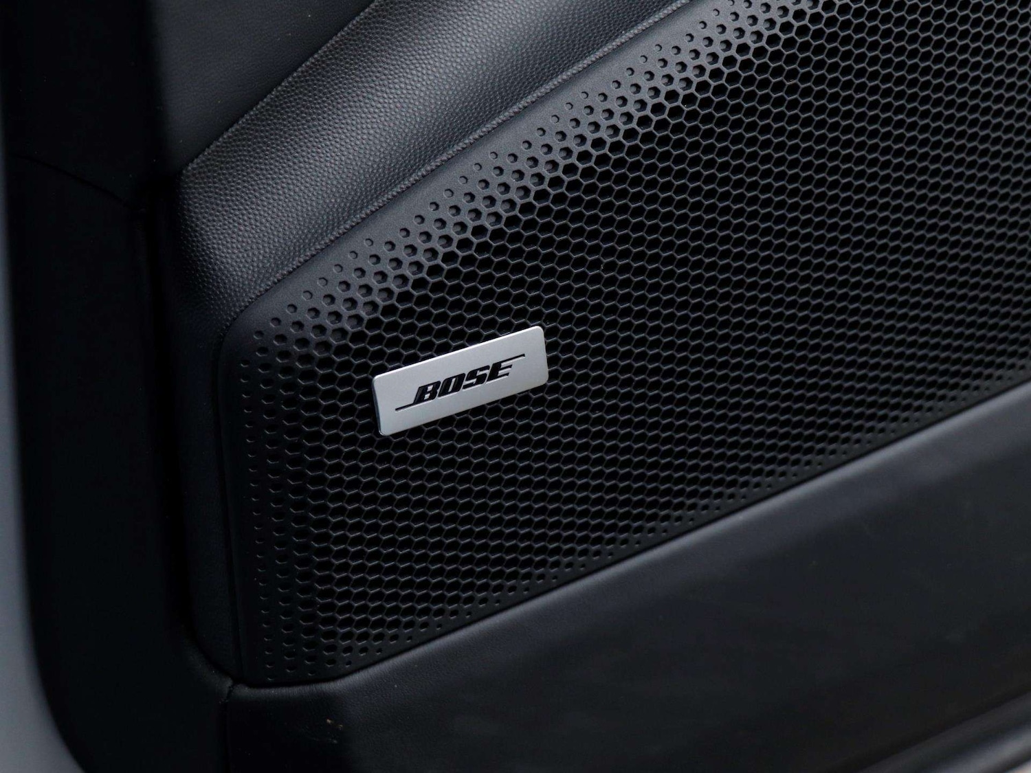 Used Porsche Macan 2024 for sale - 77076467: Photo 22