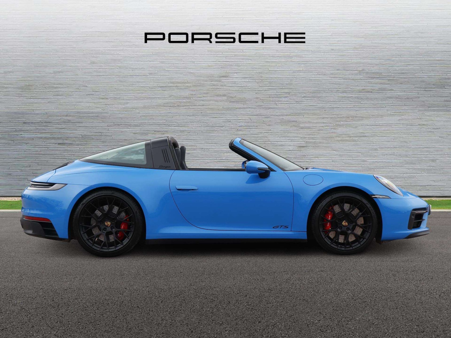 Used Porsche 911 2022 for sale - 77928808: Photo 2