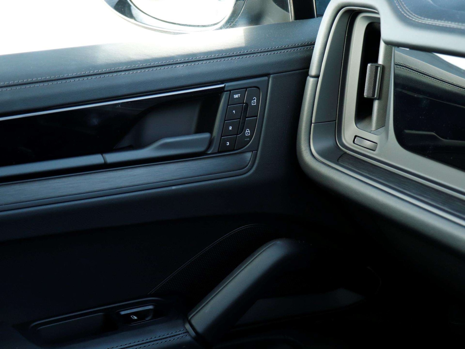 Used Porsche Cayenne 2026 for sale - 77772291: Photo 21