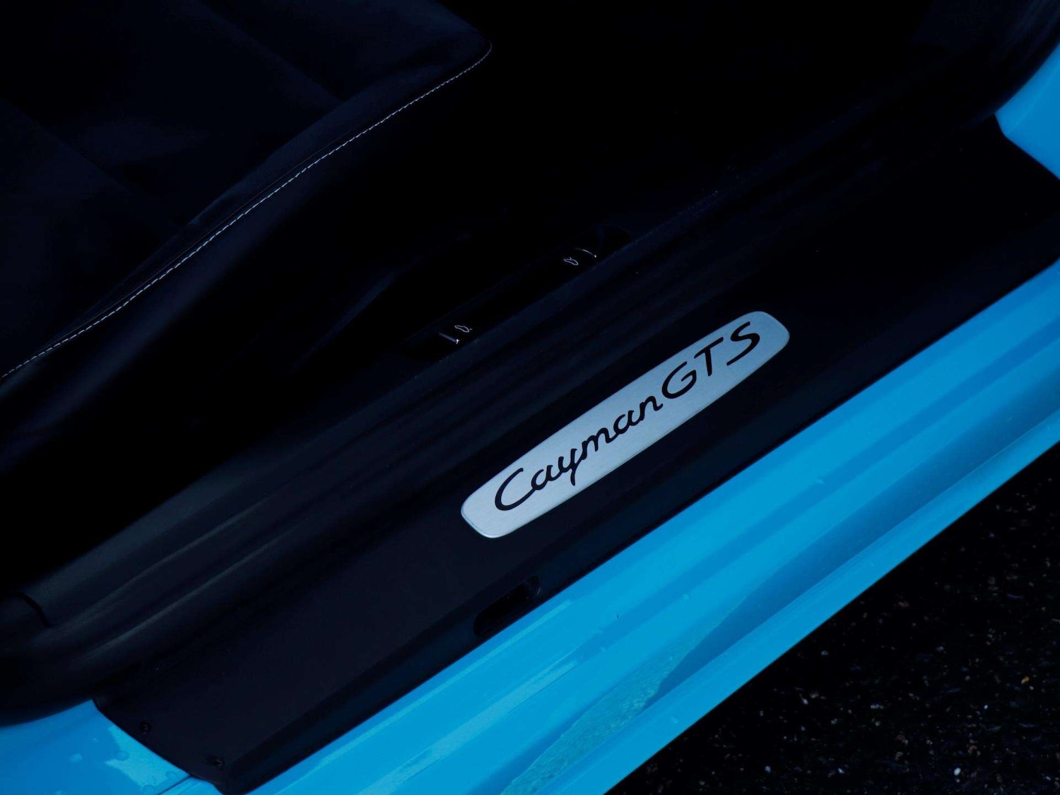 Used Porsche Cayman 2021 for sale - 76804835: Photo 24