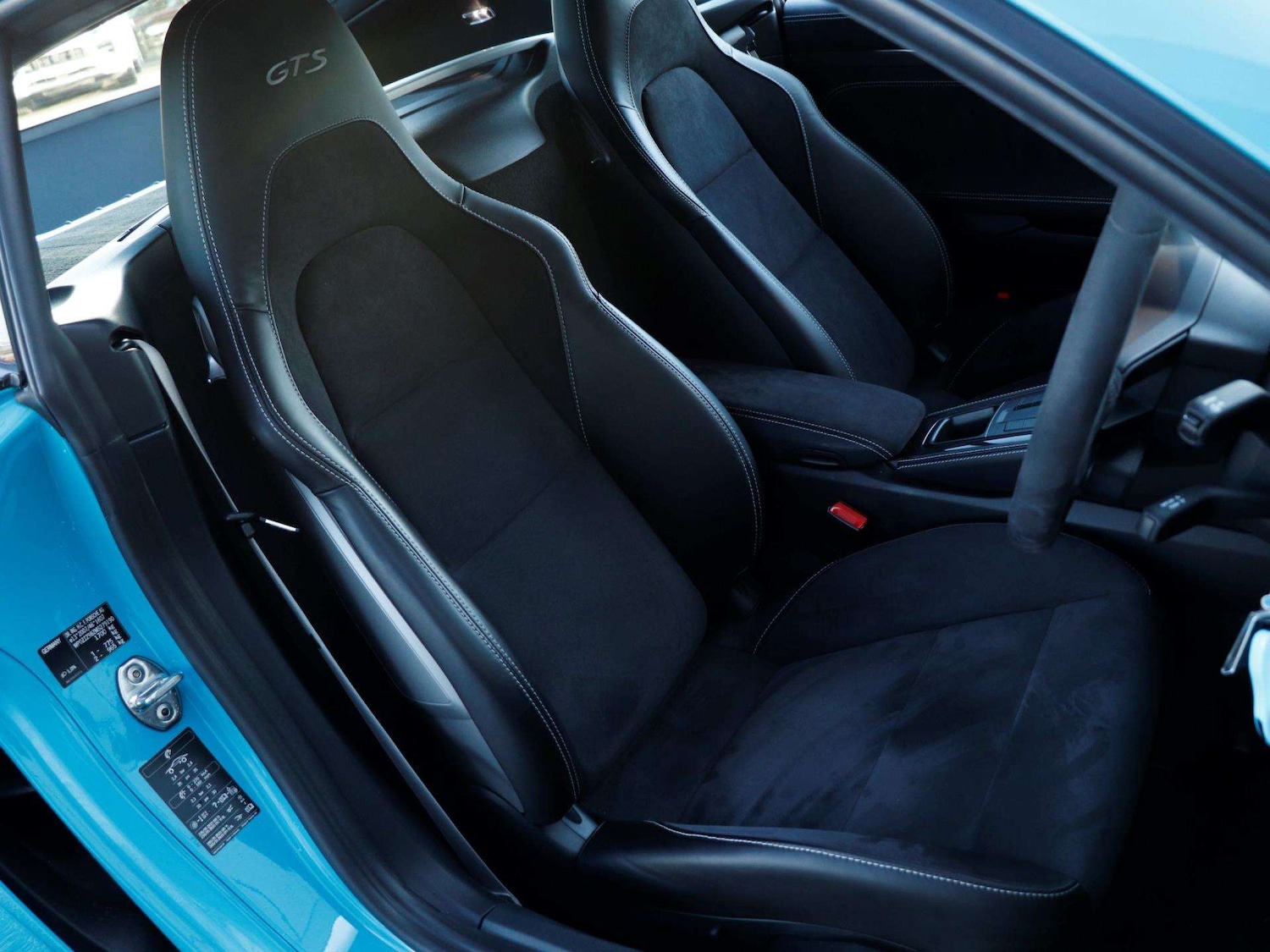 Used Porsche Cayman 2021 for sale - 76804835: Photo 25