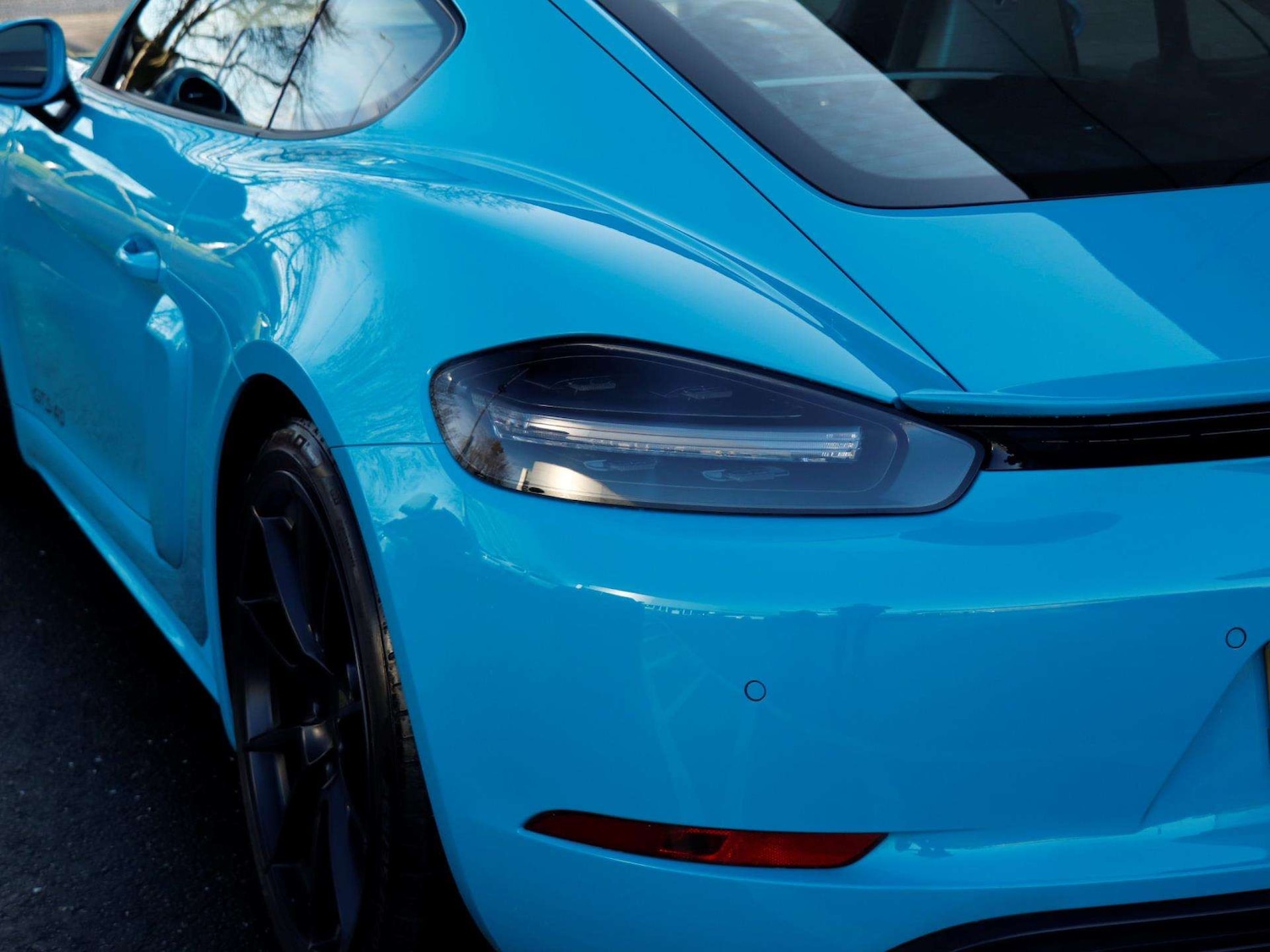 Used Porsche Cayman 2021 for sale - 76804835: Photo 32