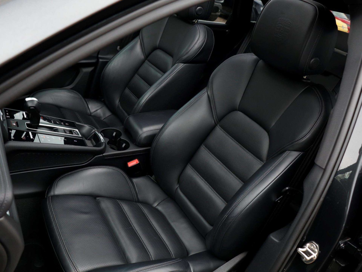 Used Porsche Macan 2023 for sale - 76421213: Photo 25