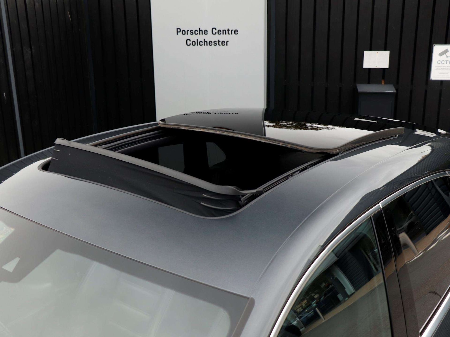 Used Porsche Macan 2023 for sale - 76421213: Photo 33