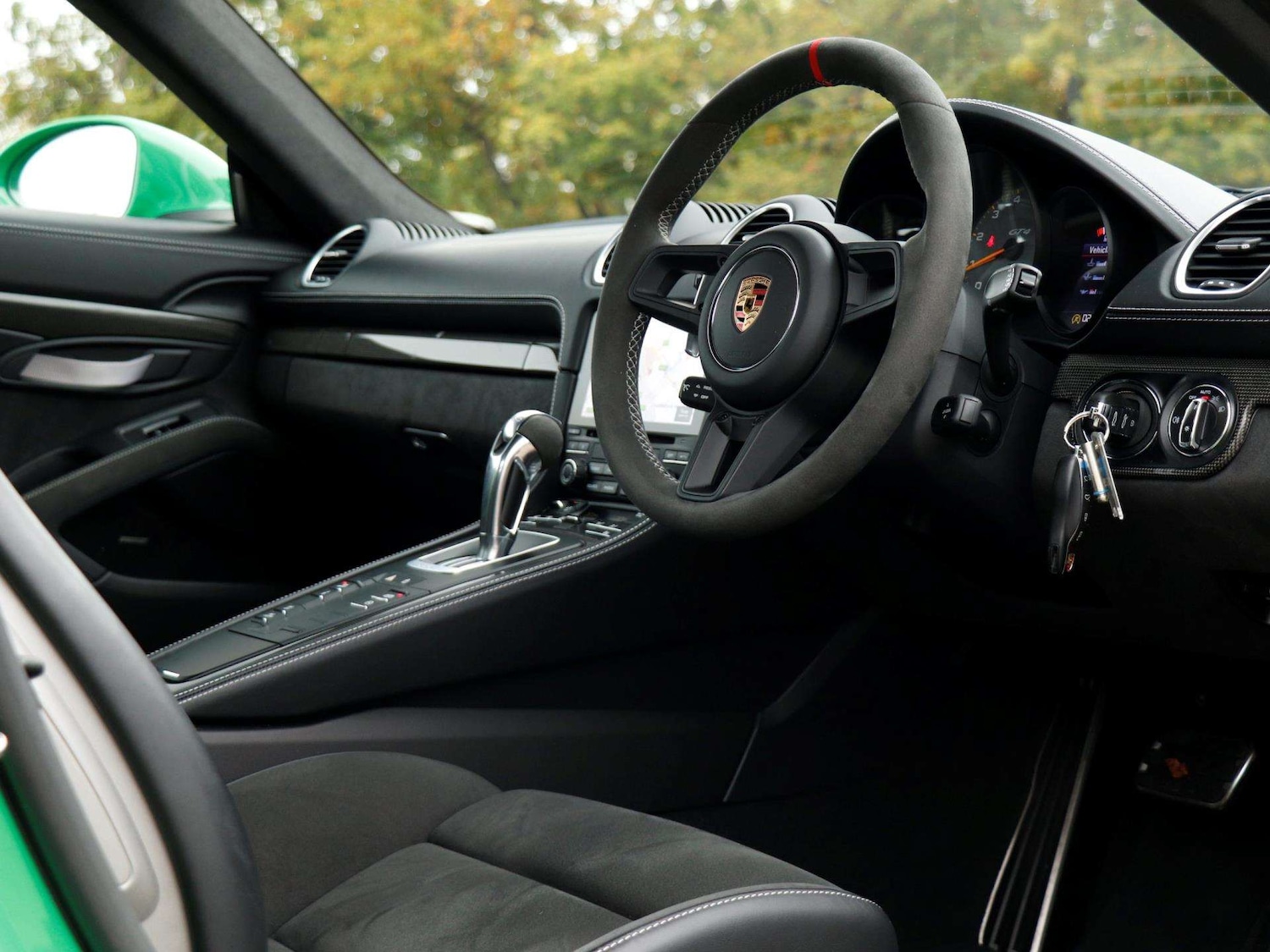 Used Porsche Cayman 2021 for sale - 76668925: Photo 11