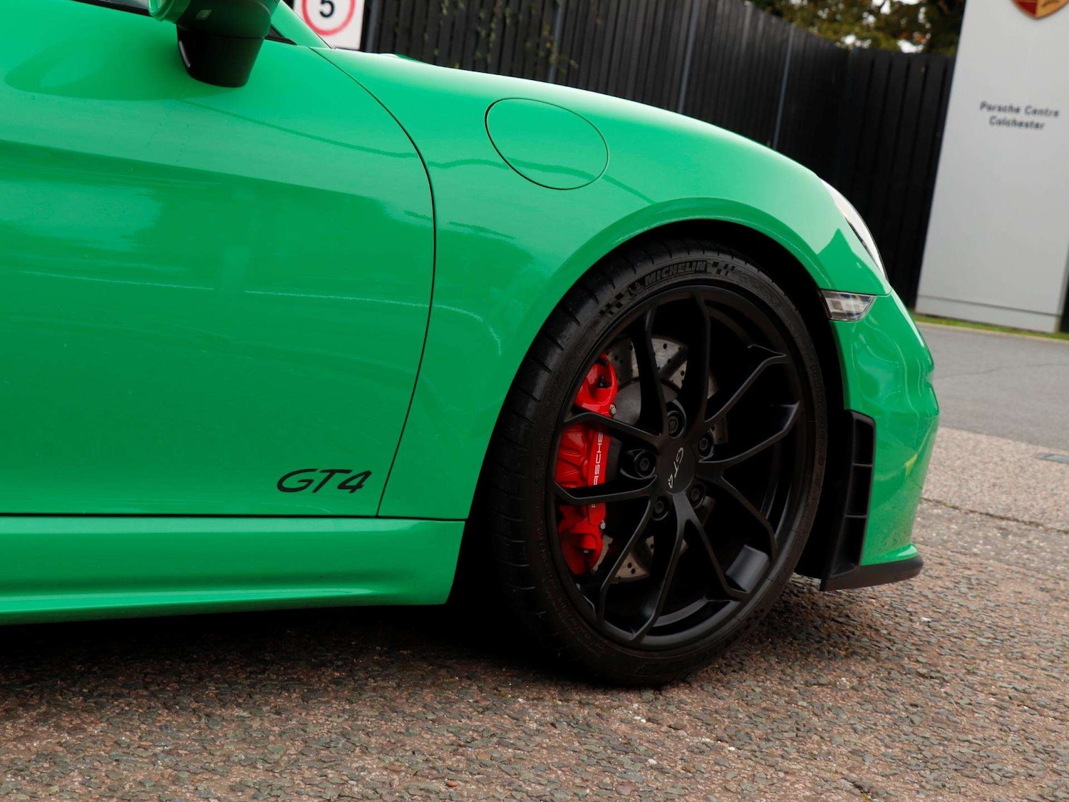 Used Porsche Cayman 2021 for sale - 76668925: Photo 31