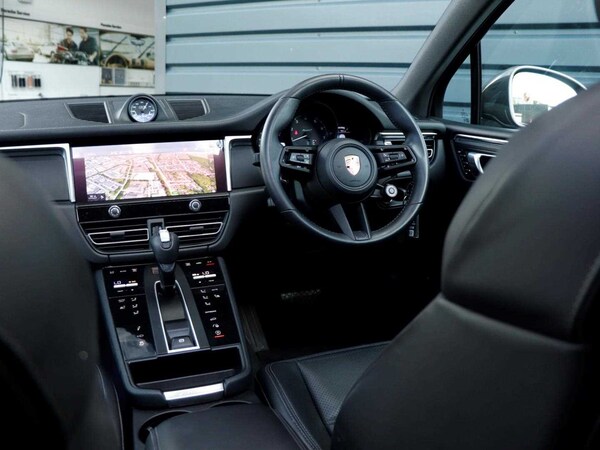 Used Porsche Macan 2024 for sale - 75710885: Photo 10