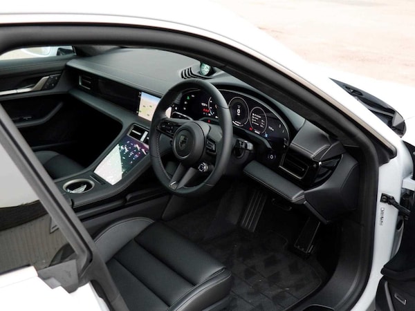 Used Porsche Taycan 2024 for sale - 73996452: Photo 11