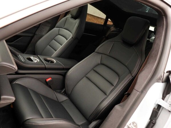 Used Porsche Taycan 2024 for sale - 73996452: Photo 25