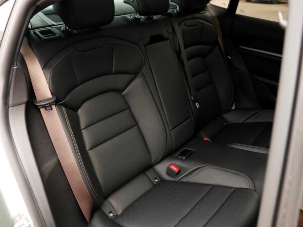 Used Porsche Taycan 2024 for sale - 73996452: Photo 26