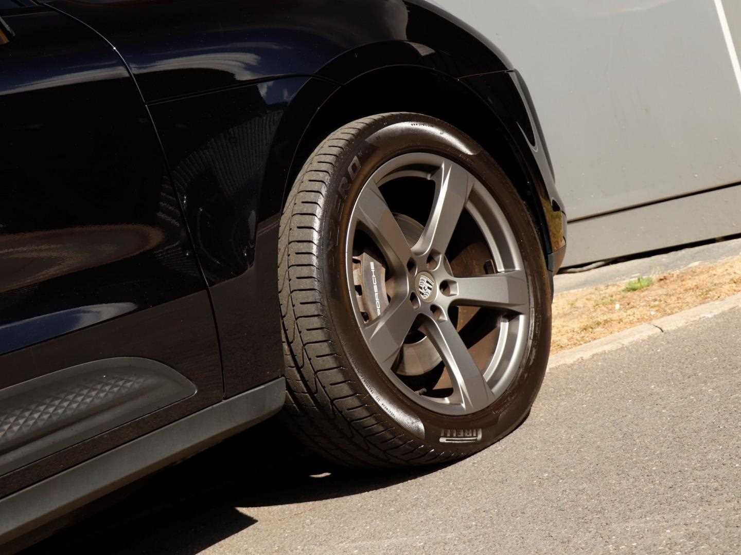 Used Porsche Macan 2022 for sale - 76624687: Photo 30