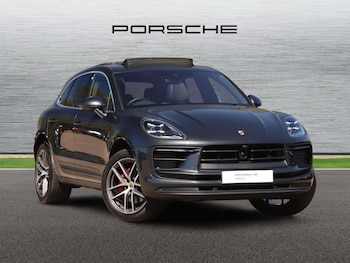 Used Porsche Macan 2023 for sale - 78433112: Photo