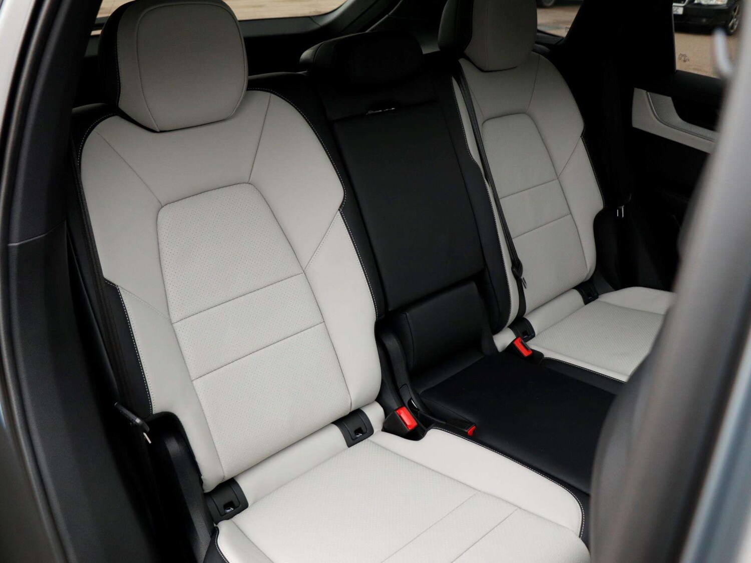 Used Porsche Cayenne 2025 for sale - 76004343: Photo 24