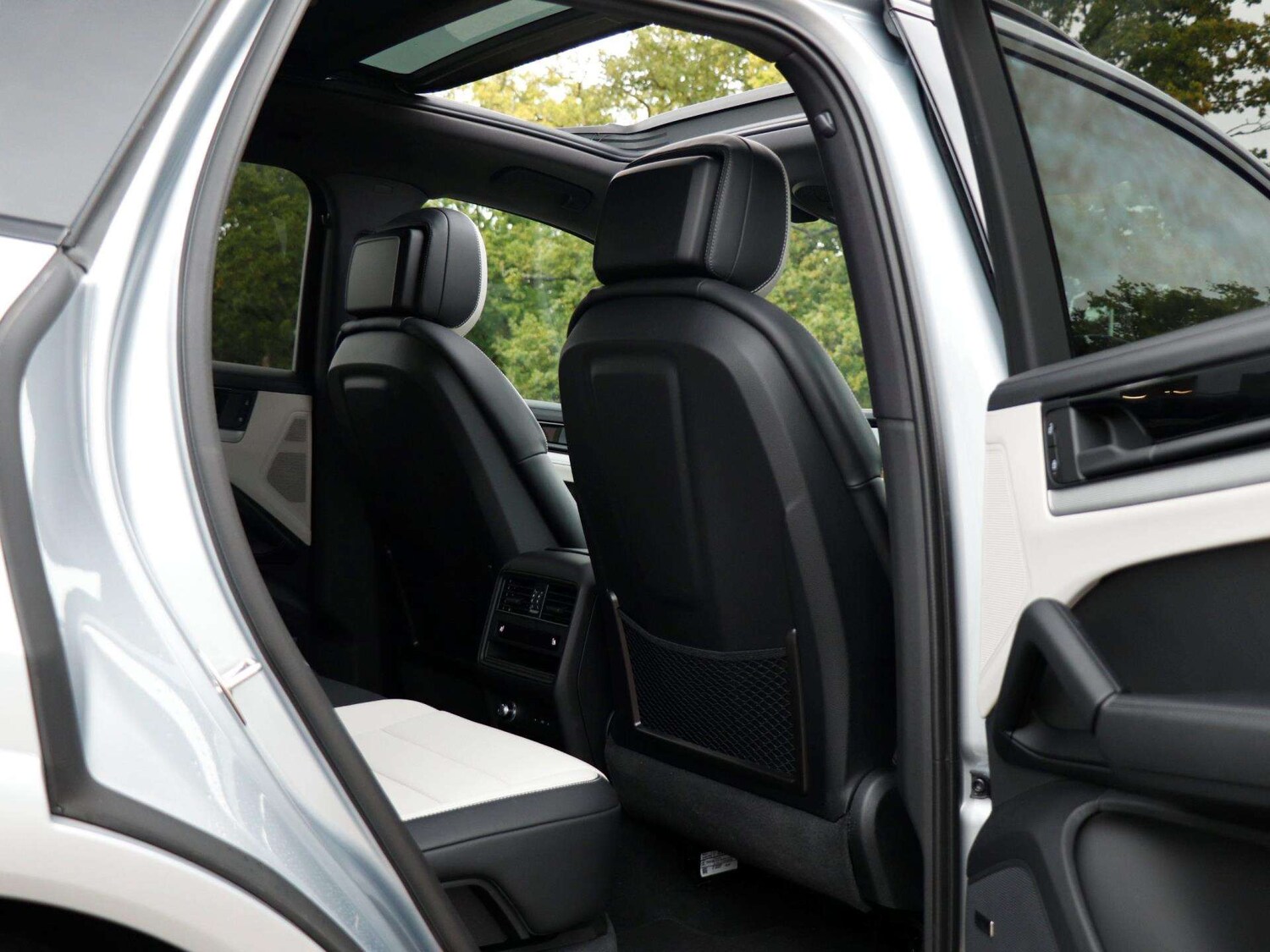 Used Porsche Cayenne 2025 for sale - 76004343: Photo 25