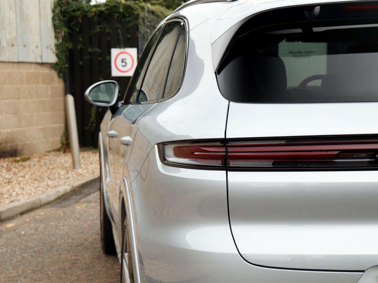 Used Porsche Cayenne 2025 for sale - 76004343: Photo 27