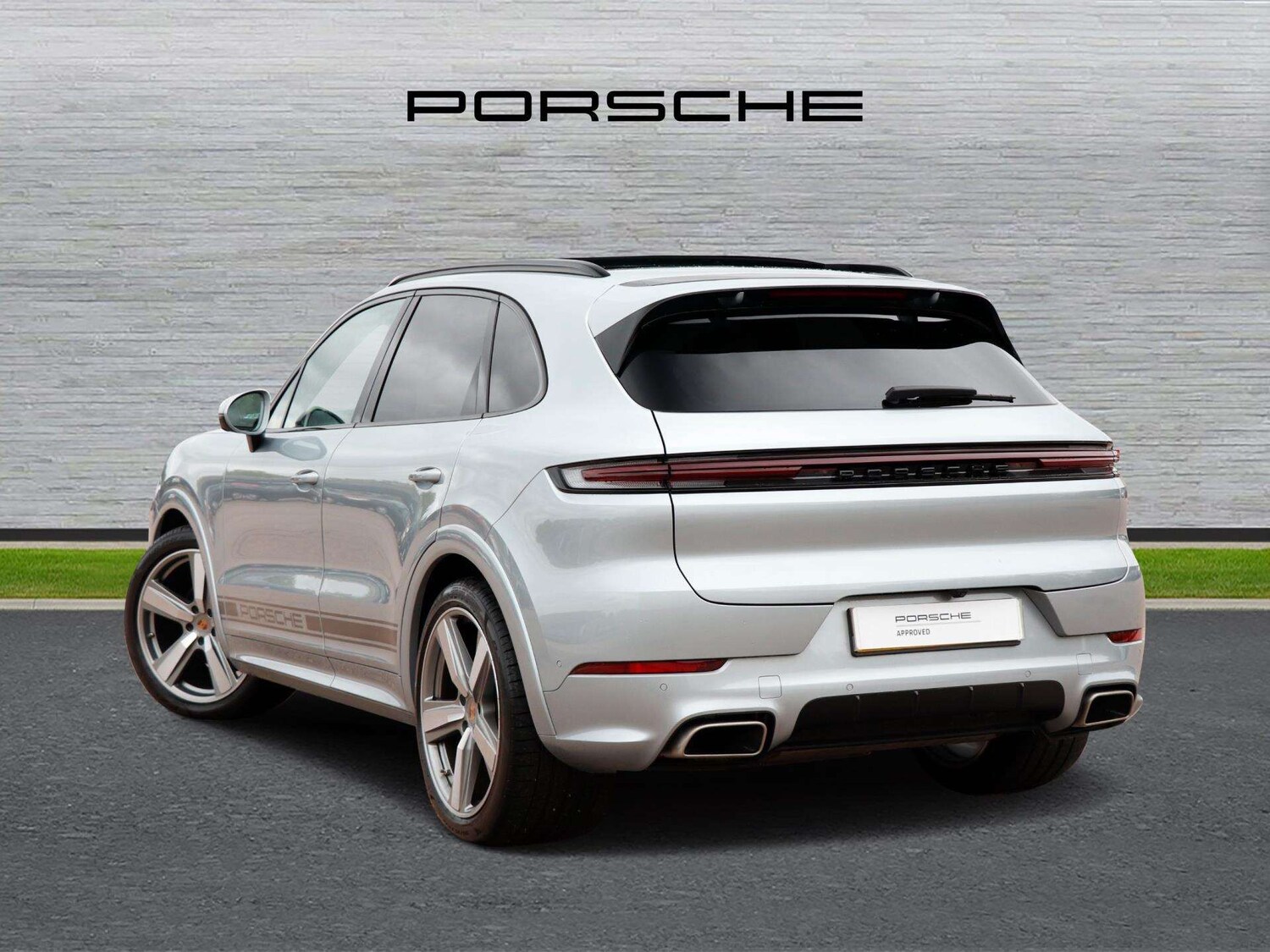 Used Porsche Cayenne 2025 for sale - 76004343: Photo 5